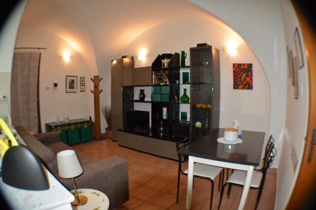 Casa Romeo Vila Adrano Exterior foto